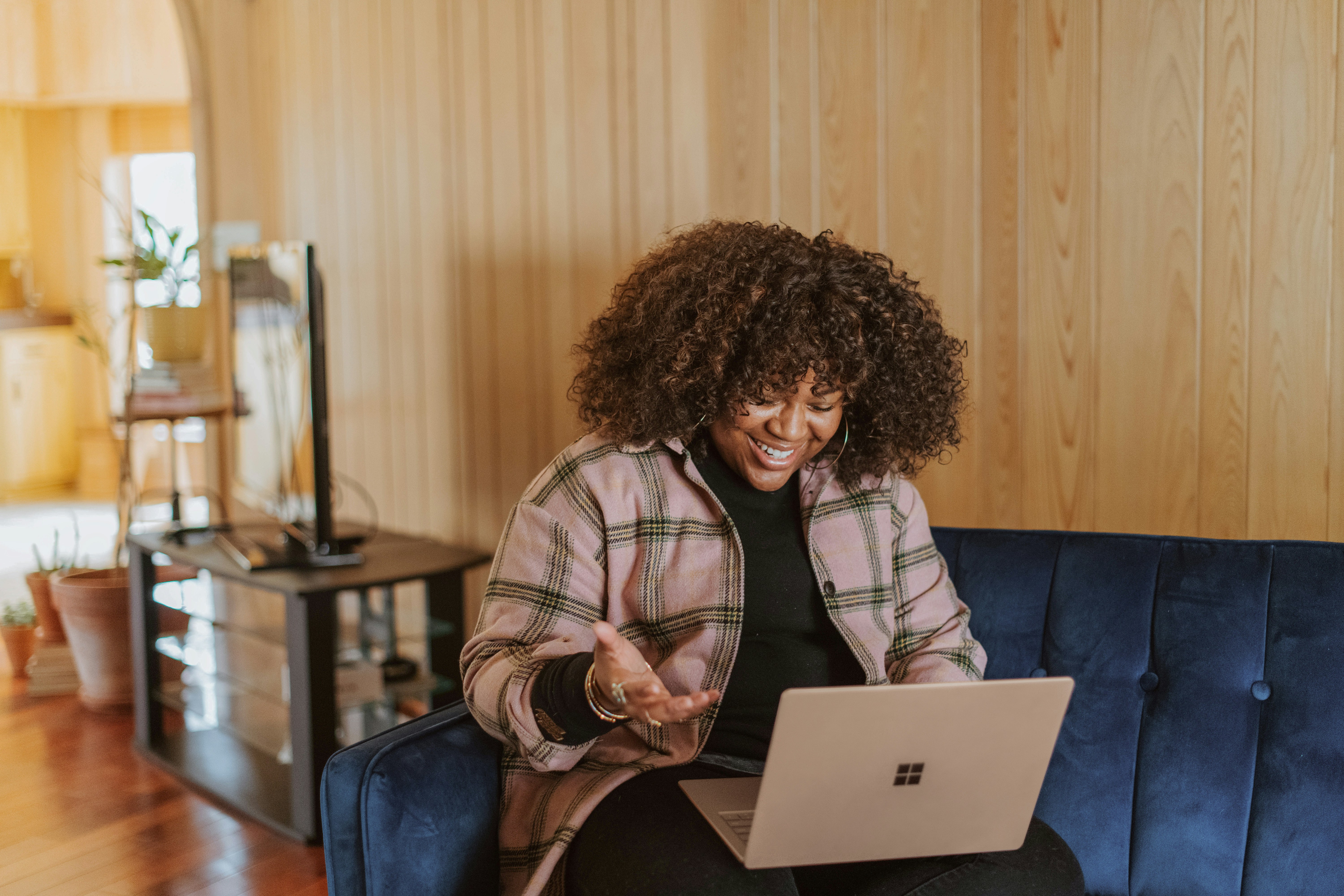 How to Make Benefits Feel Personal—Without More Meetings or HR Bandwidth